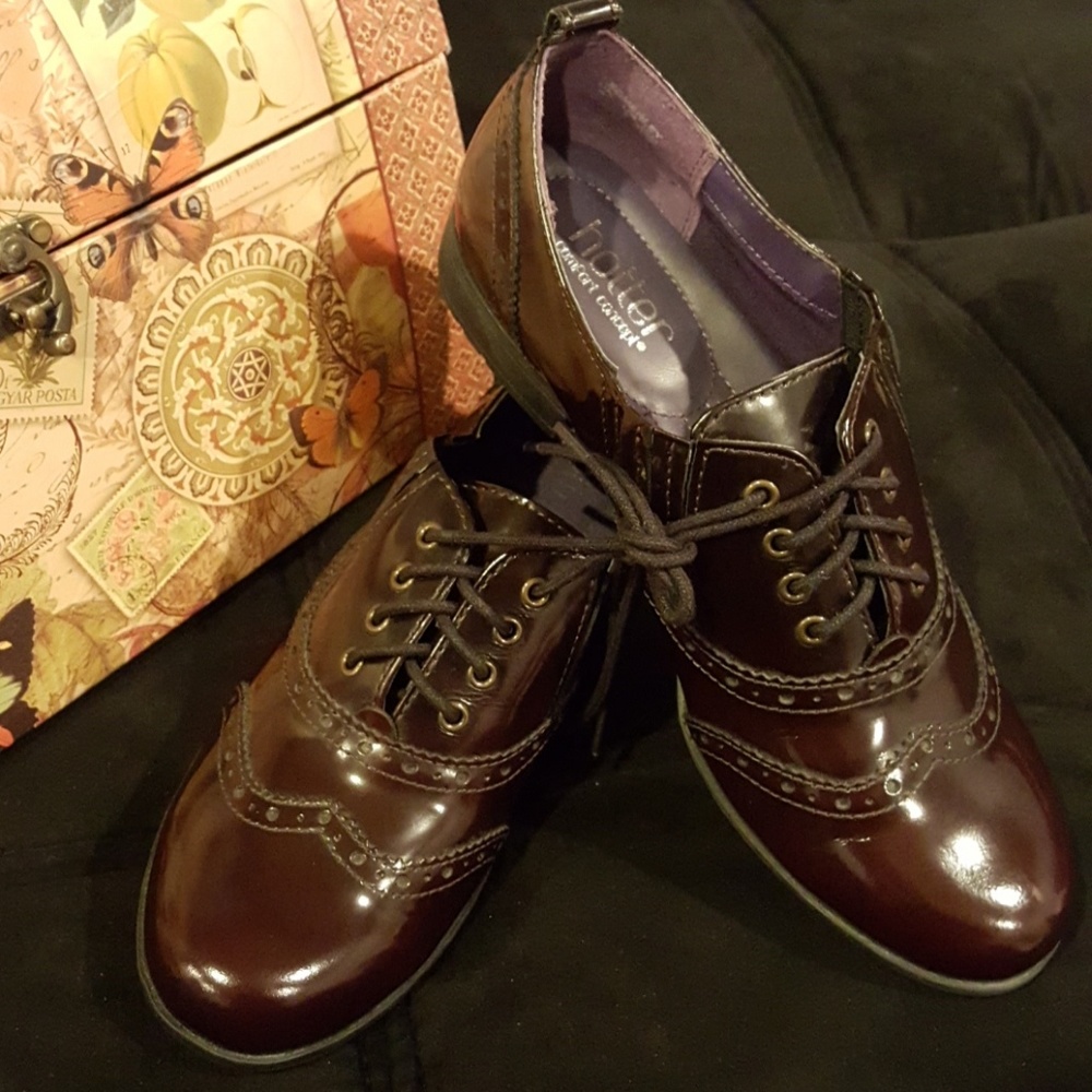 NWOT Patent wingtip oxfords